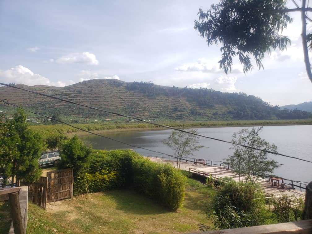 Lake Bunyonyi lakeside view